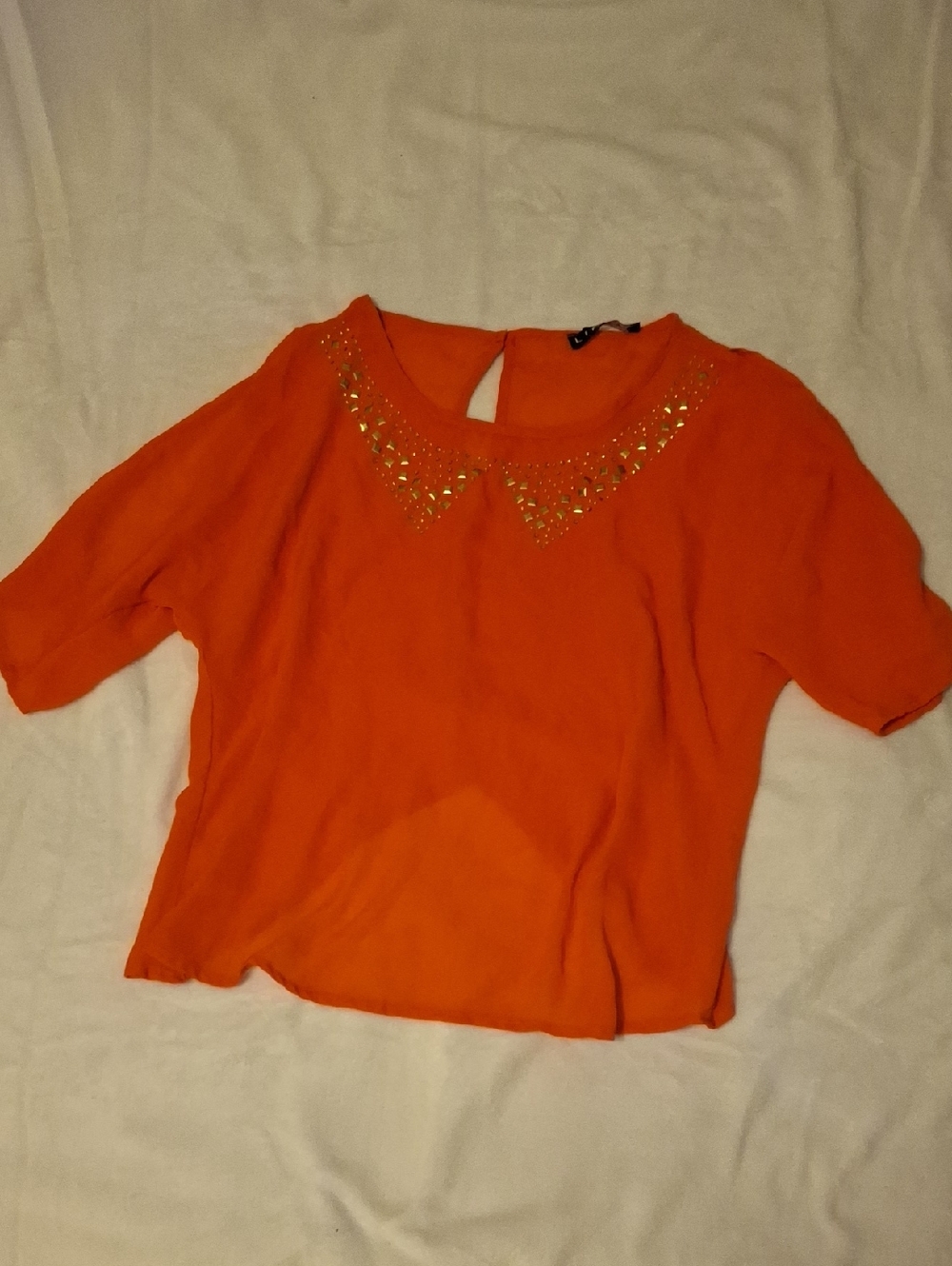 On Sale 3 beautiful ladies, top all for 1 price.